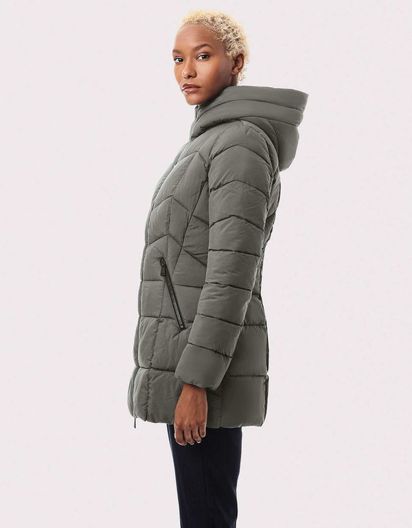 easy care and water resistant grey puffer jacket for women that is comfortable and cruelty free