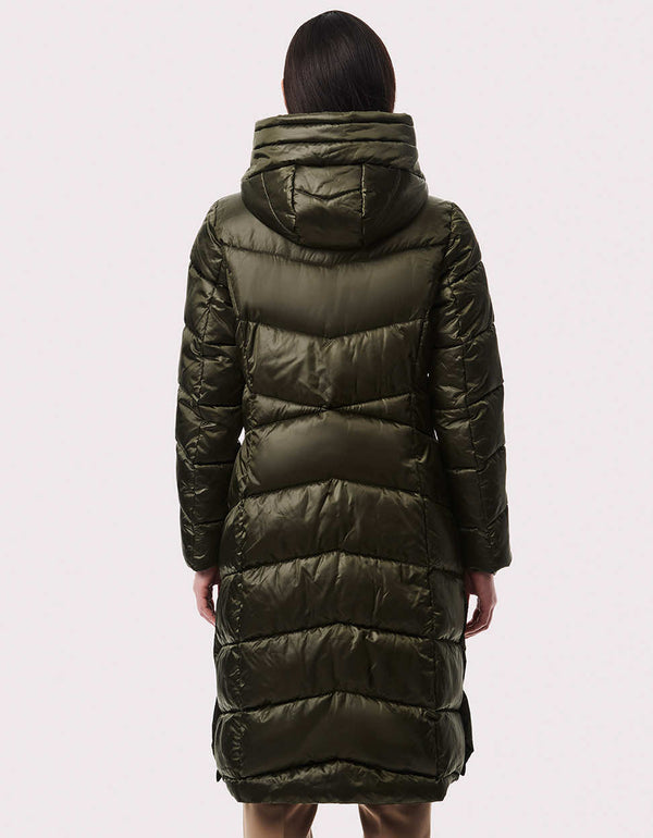 best affordable winter jackets for women with plush hood in color green from Bernardo Fashions
