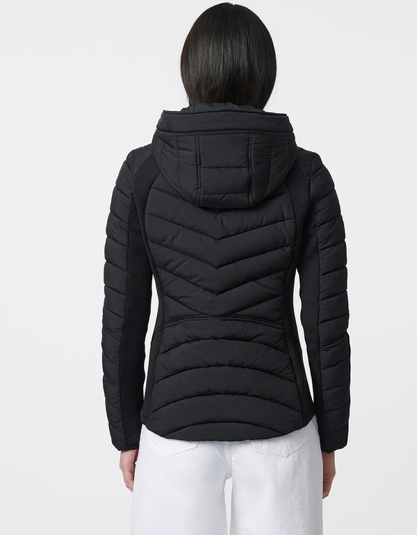 versatile and chic puffer jacket for women with sustainable filler for use in spring and winter
