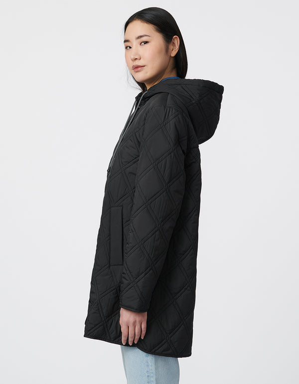 oversized fit sustainable filler spring jacket in color black crafted for womens comfort