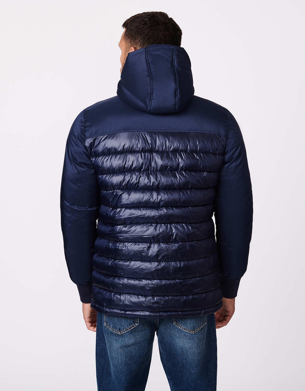 classic fit puffer jacket for men with hood with sustainable Ecoplume filler as insulation