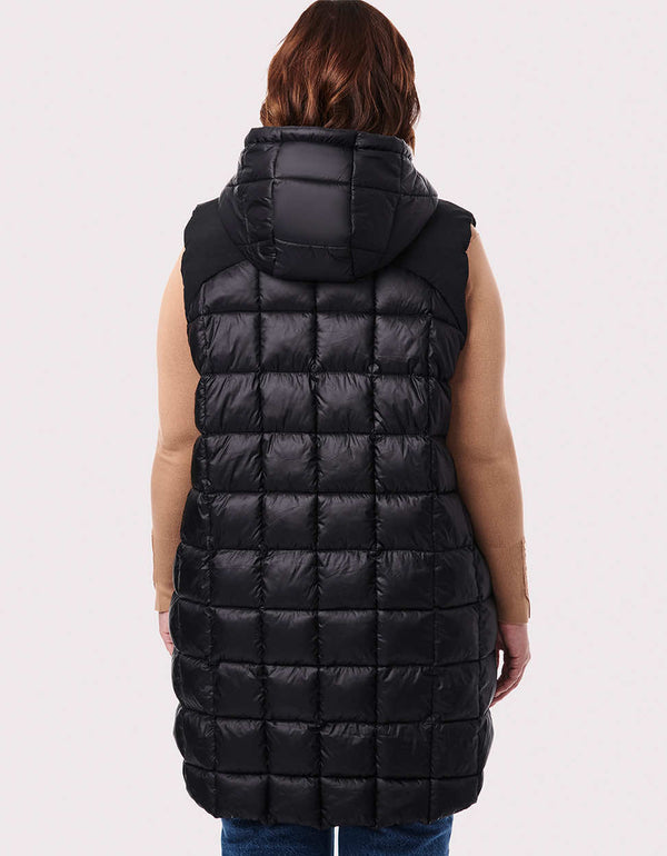 easy to pack and non bulky hooded puffer vest for women in black with slit pockets for a warm spring and fall