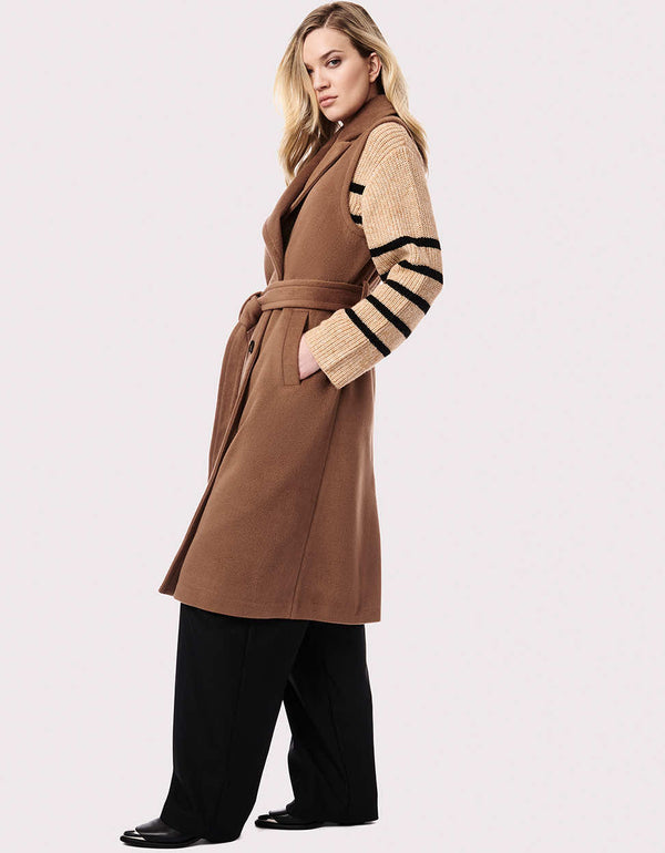 on trend long belted outerwear to wear from fall to winter for american and canadian women