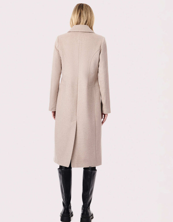 fashionable beige or light brown coat can be stylishly worn during any season for every woman