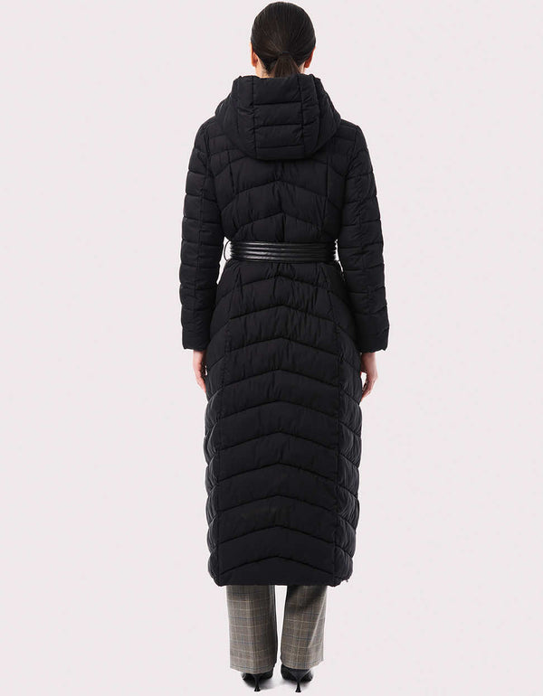 cruelty free long black puffer outwear for women this winter jacket 2023 made by sustainable clothing brands