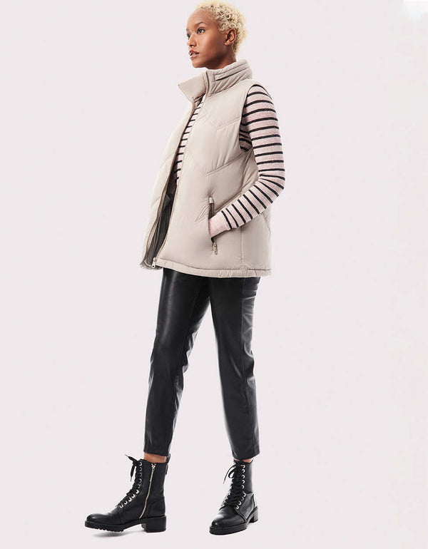 mid length zip off sustainable simple outerwear for layering during winter season for ladies