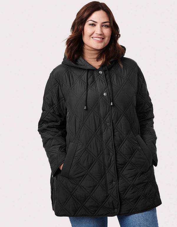 Keep things warm and light in this women’s puffer jacket, oversized in fit, made from 100% recycled materials, inside and out.