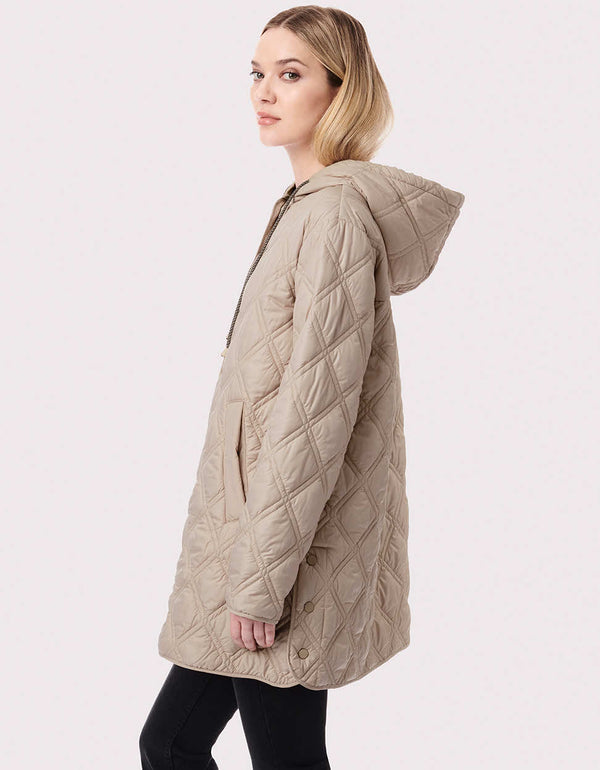 lightweight quilted puffer outerwear with drawstring hood and side seam openings for women