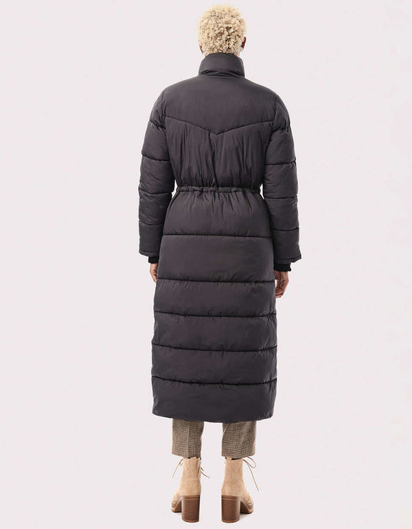 shop online black long puffer coat for women this winter season of 2023 from Bernardo Fashions