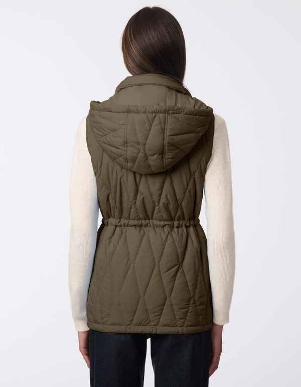 quilted stitch lightweight puffer vest for women in olive green with removable hood and large pockets for storage