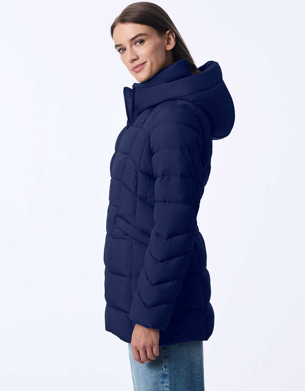 classic fitting puffer coat made from water resistant fabrics and recycled insulation for women