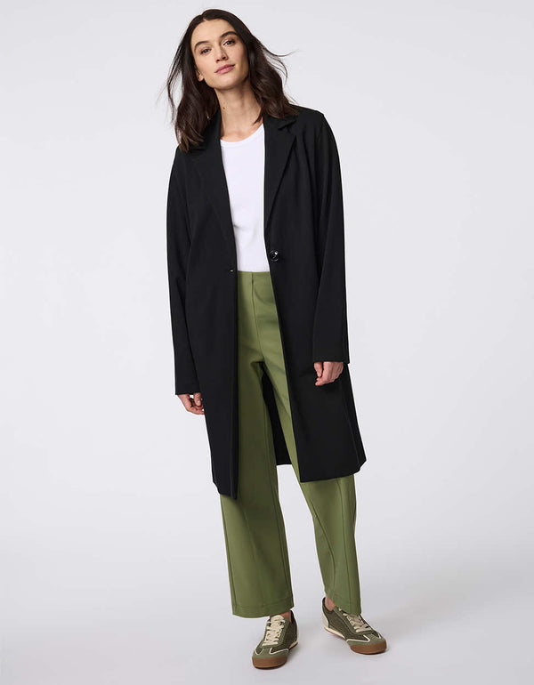 Effortless Traveler Long Jacket, a lightweight, single-button duster coat with a sleek lapel and streamlined silhouette for everyday elegance.