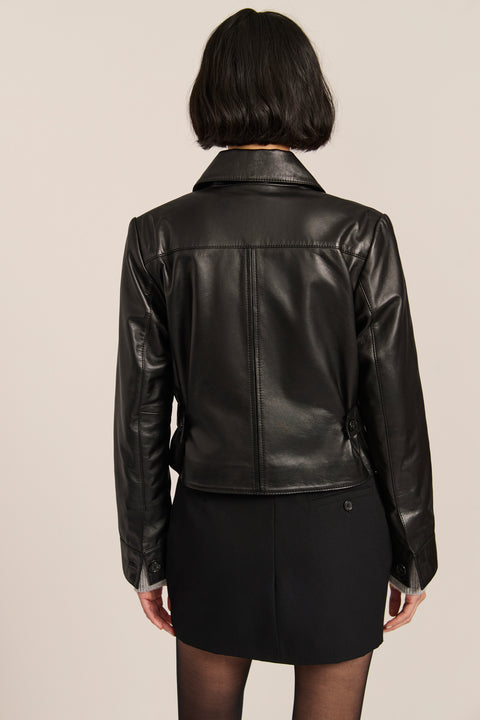 Women's genuine leather utility jacket with button-front closure and four flap pockets