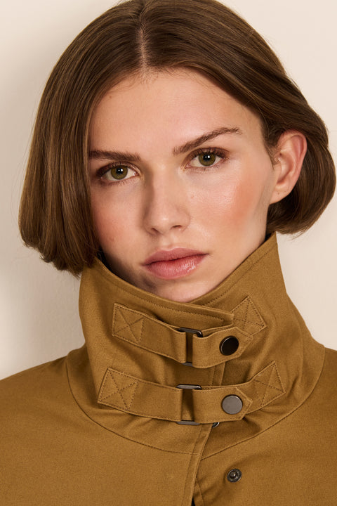 women's twill jacket with buckle collar.