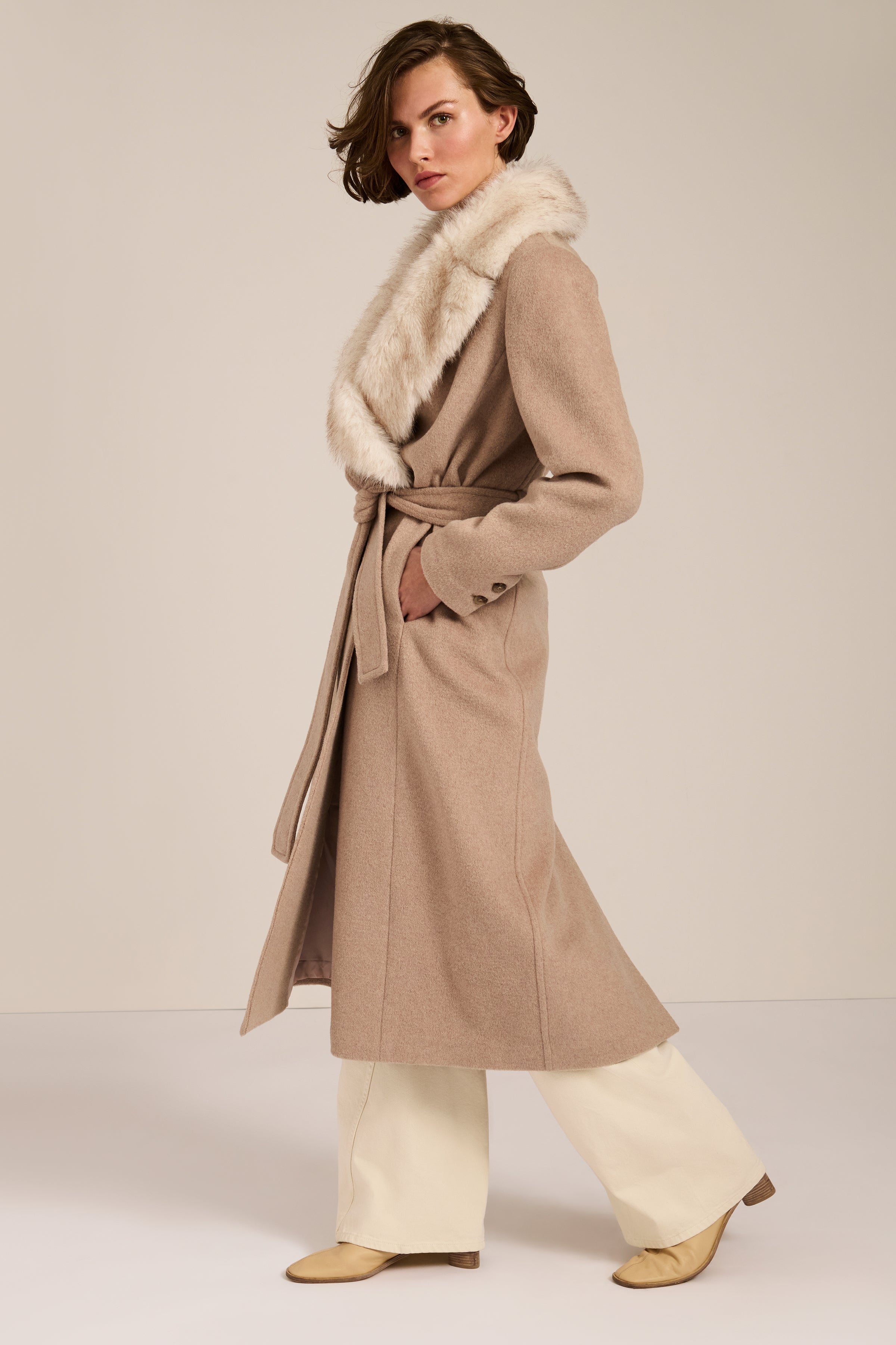 Genevieve Faux Fur Collar Belted Coat (Oatmilk) – Bernardo