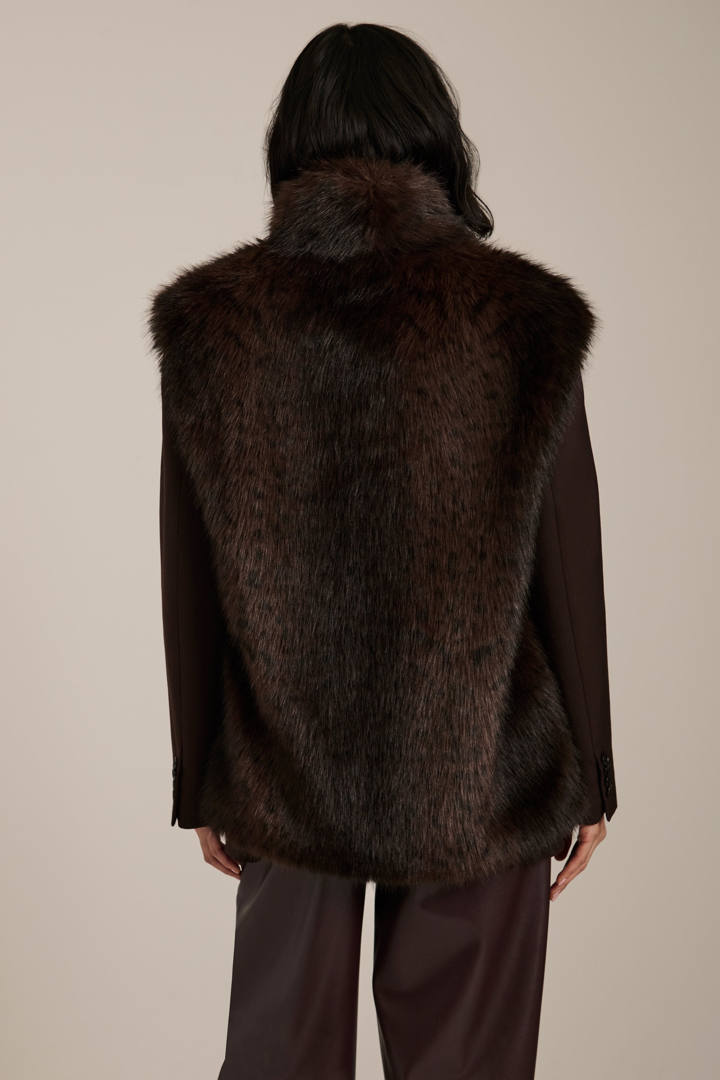 Bowery Spotted Faux Fur Vest – Bernardo