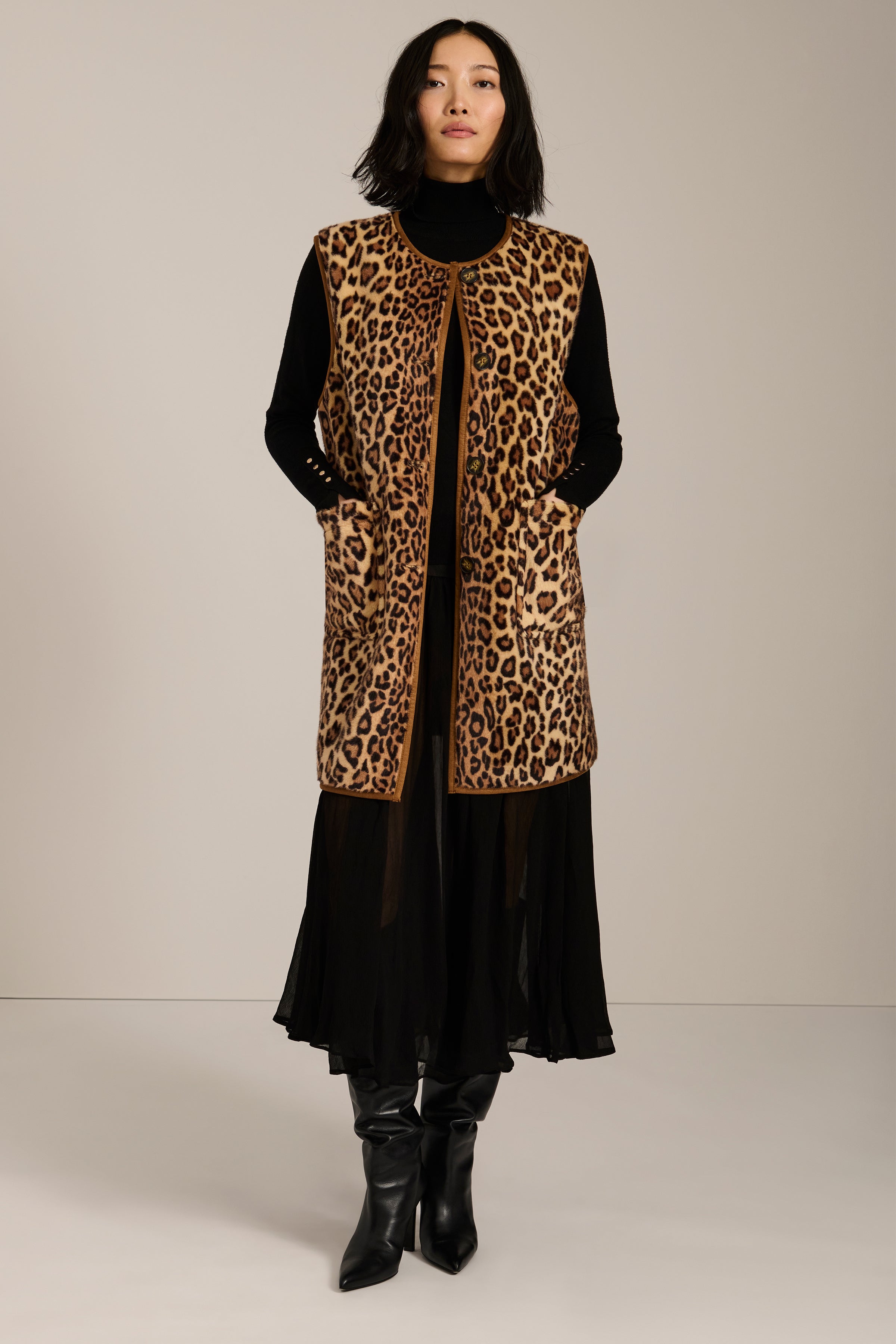 Dakota Leopard Print Long Vest – Bernardo