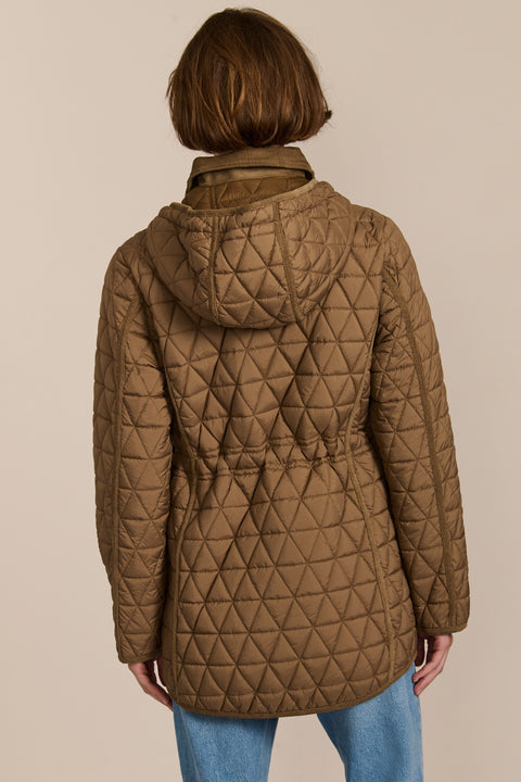 Women's diamond quilted jacket with adjustable drawcord waist and corduroy collar