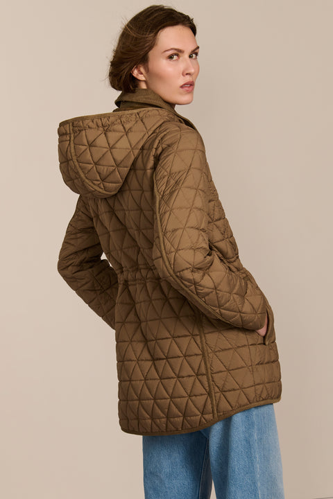 Women's diamond quilted jacket with adjustable drawcord waist and corduroy collar