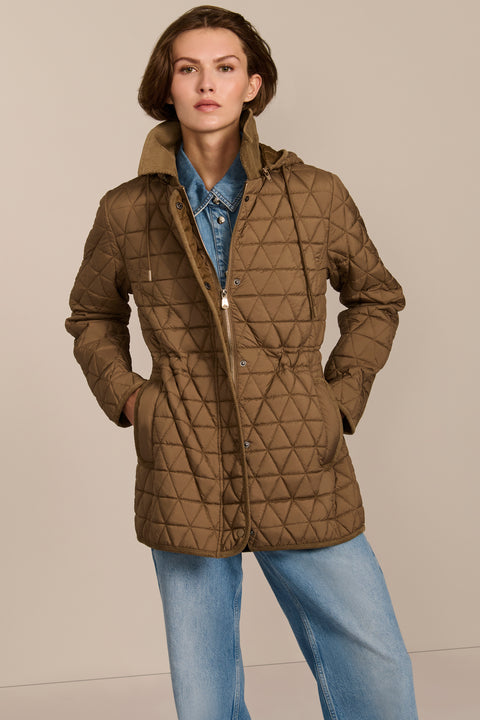 Women's diamond quilted jacket with adjustable drawcord waist and corduroy collar