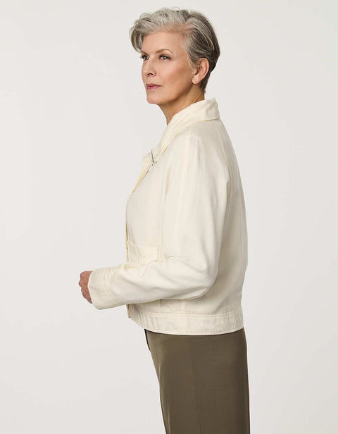 Women’s lightweight spring jacket with a relaxed fit, funnel neck, and open-collar styling option.