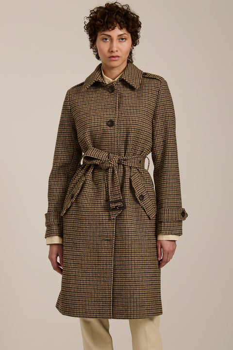 Women's gingham belted coat with tailored silhouette and removable waist belt in brown