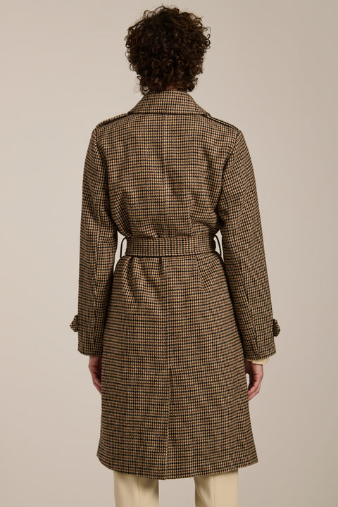 Women's gingham belted coat with tailored silhouette and removable waist belt in brown