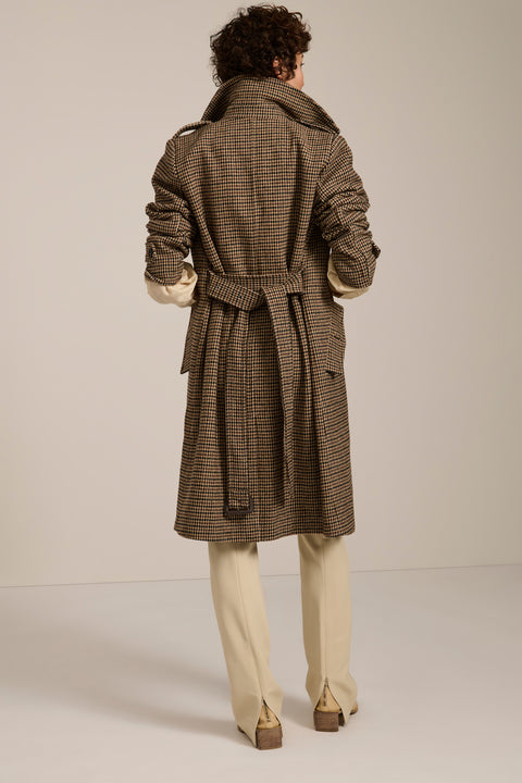 Women's gingham belted coat with tailored silhouette and removable waist belt in brown