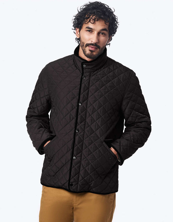 Men's quilted lightweight jacket made with sustainable materials. Contrast lining and suede collar make it a jacket with effortless style.