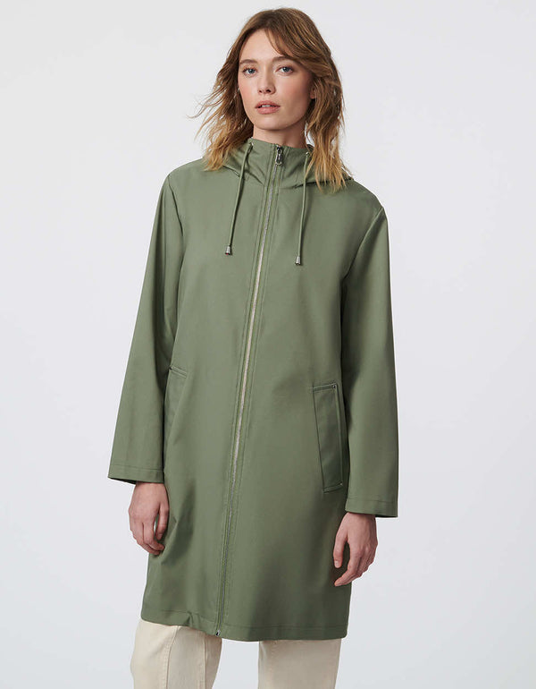 stay dry in style with this minimalist olive green water resistant raincoat made of recycled materials