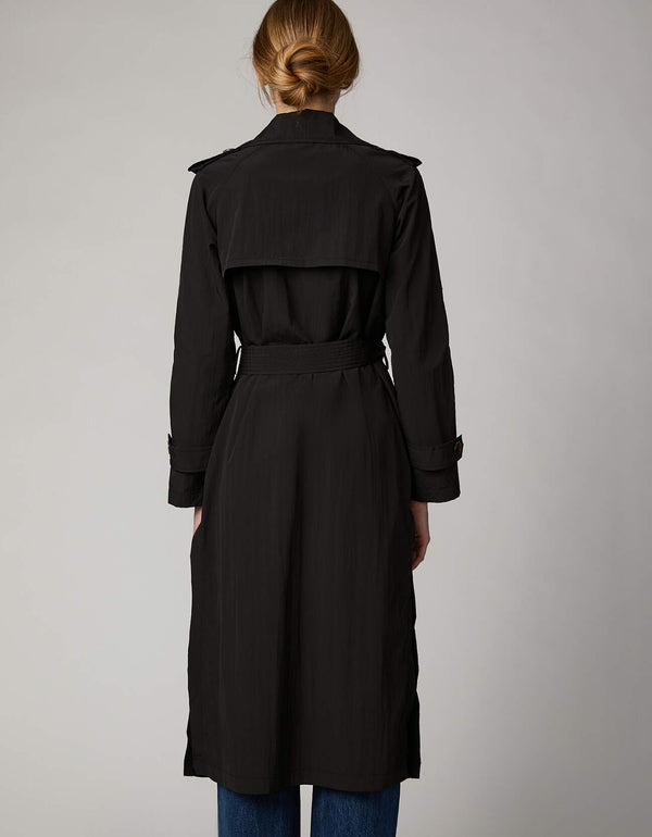 fashionable clothing for women during spring and winter is this long trench coat in classic fit