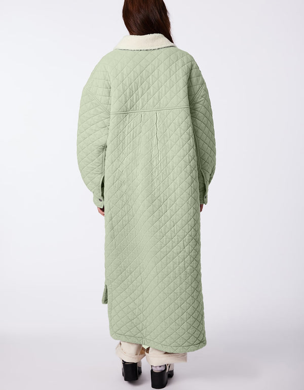 soft and quilted walker in light green with faux wool shearling collar and flap patch pockets