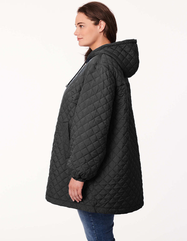 soft and lightweight boxy quilted in plus size as early fall jacket in black designed for maximum movement and comfort from Bernardo Fashions