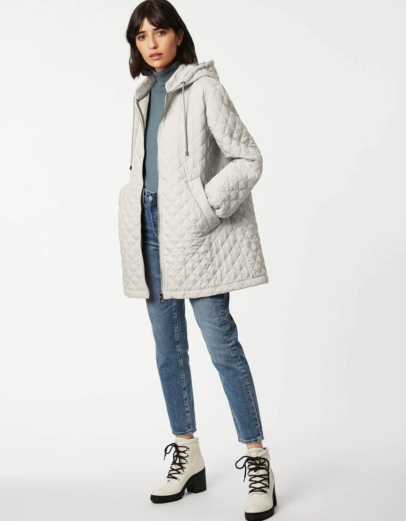 Drawstring-waist quilted coat