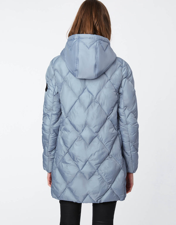 buy now for sale diamond puffer coat for women with plush hood and quilted design made by Bernardo Fashions