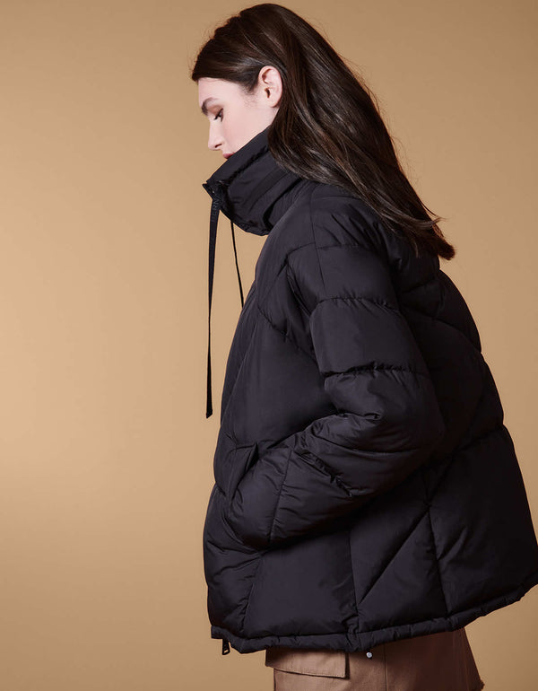 womens winter clothing warm puffer coat in black in midlength oversized fit