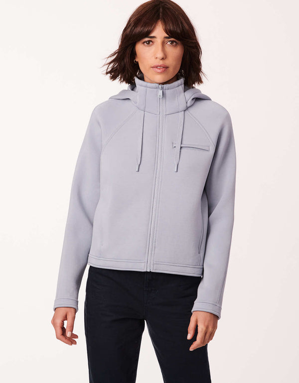 casual streetwear jacket in gray with chest and hand pockets and stand collar made especially for active women