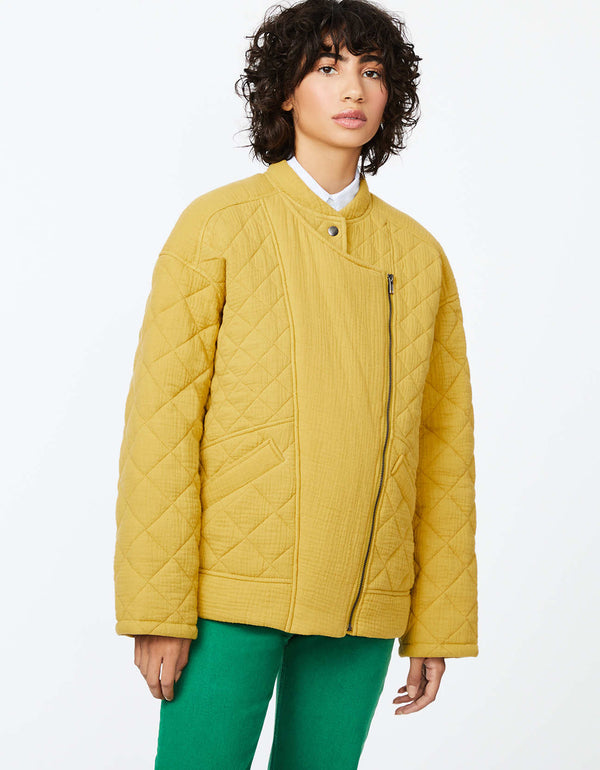 fashionable car jackets in yellow as outerwear during spring and winter season for women